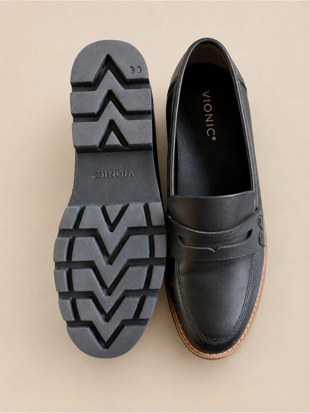 Vionic Black Leather Penny Loafers Lug Sole Women’s Size 8